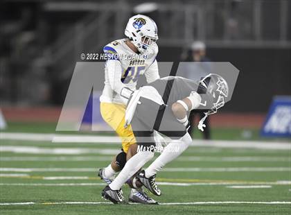 Thumbnail 1 in St. John Bosco vs. Serra (CIF State Open Final) photogallery.