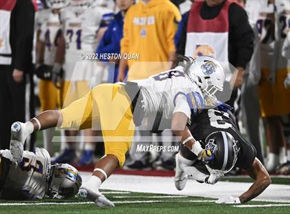 Thumbnail 3 in St. John Bosco vs. Serra (CIF State Open Final) photogallery.