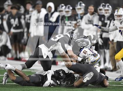 Thumbnail 2 in St. John Bosco vs. Serra (CIF State Open Final) photogallery.