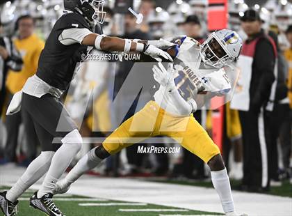 Thumbnail 3 in St. John Bosco vs. Serra (CIF State Open Final) photogallery.