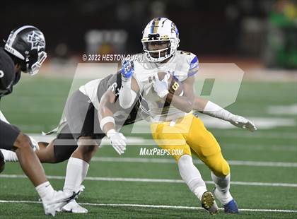 Thumbnail 1 in St. John Bosco vs. Serra (CIF State Open Final) photogallery.