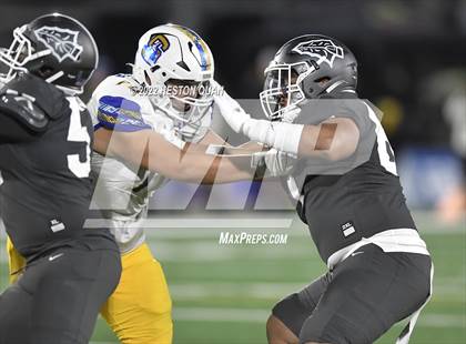 Thumbnail 2 in St. John Bosco vs. Serra (CIF State Open Final) photogallery.