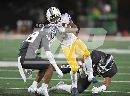 Thumbnail 3 in St. John Bosco vs. Serra (CIF State Open Final) photogallery.