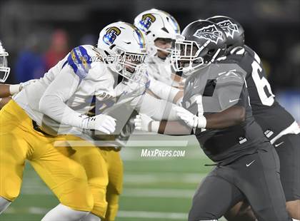Thumbnail 3 in St. John Bosco vs. Serra (CIF State Open Final) photogallery.