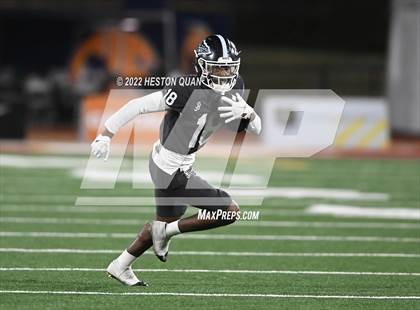 Thumbnail 1 in St. John Bosco vs. Serra (CIF State Open Final) photogallery.