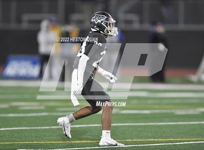 Thumbnail 1 in St. John Bosco vs. Serra (CIF State Open Final) photogallery.