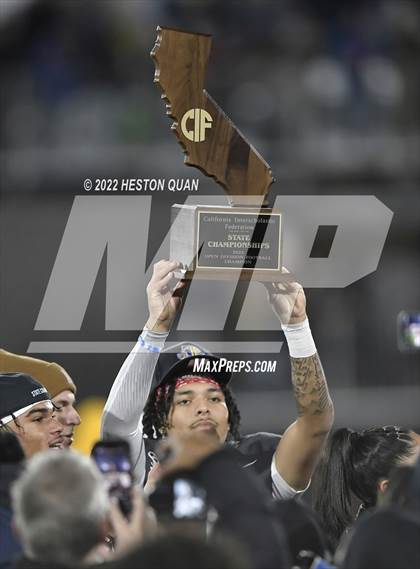 Thumbnail 2 in St. John Bosco vs. Serra (CIF State Open Final) photogallery.