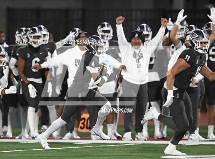 Thumbnail 1 in St. John Bosco vs. Serra (CIF State Open Final) photogallery.