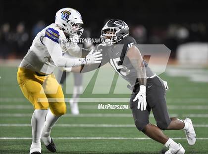 Thumbnail 2 in St. John Bosco vs. Serra (CIF State Open Final) photogallery.