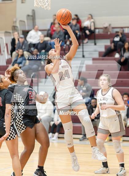 Thumbnail 3 in Istrouma @ E. D. White(LHSAA Division II Select Regional Playoff) photogallery.