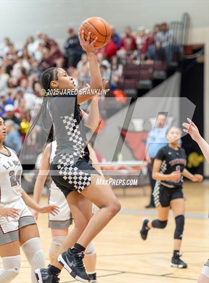 Thumbnail 1 in Istrouma @ E. D. White(LHSAA Division II Select Regional Playoff) photogallery.
