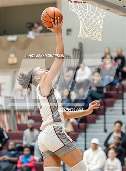 Thumbnail 3 in Istrouma @ E. D. White(LHSAA Division II Select Regional Playoff) photogallery.