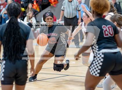 Thumbnail 1 in Istrouma @ E. D. White(LHSAA Division II Select Regional Playoff) photogallery.