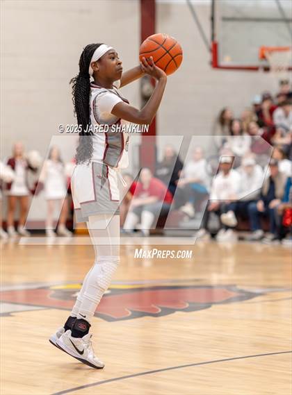 Thumbnail 1 in Istrouma @ E. D. White(LHSAA Division II Select Regional Playoff) photogallery.