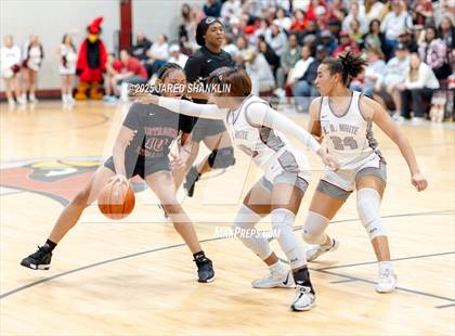 Thumbnail 2 in Istrouma @ E. D. White(LHSAA Division II Select Regional Playoff) photogallery.