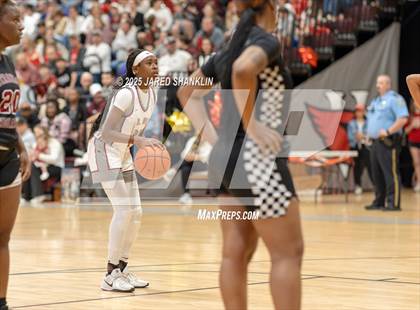 Thumbnail 3 in Istrouma @ E. D. White(LHSAA Division II Select Regional Playoff) photogallery.