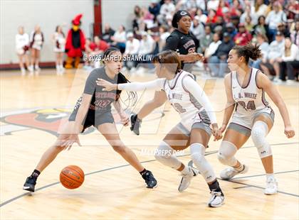 Thumbnail 1 in Istrouma @ E. D. White(LHSAA Division II Select Regional Playoff) photogallery.