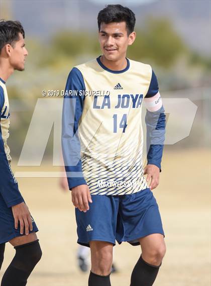 Thumbnail 1 in La Joya Community vs. Seton Catholic (Chandler Prep Invitational) photogallery.