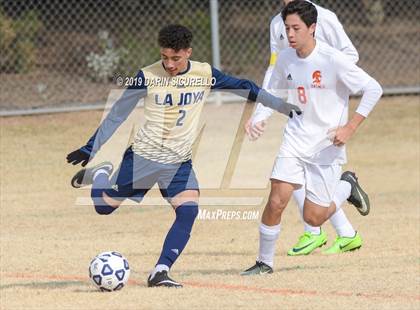 Thumbnail 2 in La Joya Community vs. Seton Catholic (Chandler Prep Invitational) photogallery.