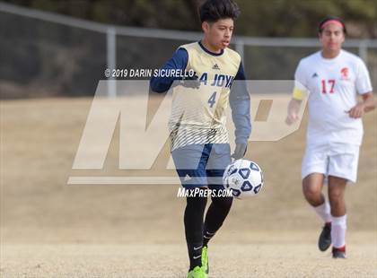 Thumbnail 2 in La Joya Community vs. Seton Catholic (Chandler Prep Invitational) photogallery.