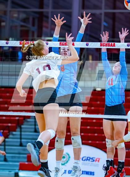 Thumbnail 2 in Cedar Ridge vs. North Iredell (NCHSAA 3A Final) (2 of 2) (the Game) photogallery.