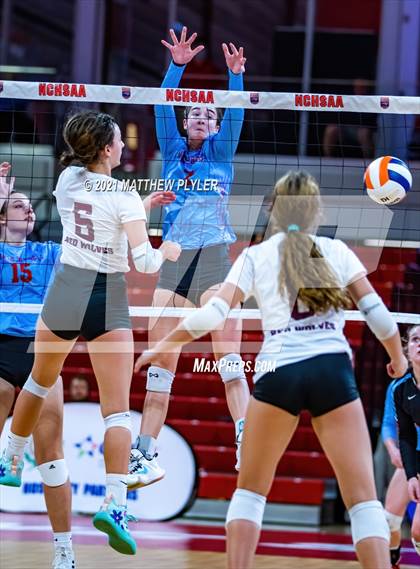 Thumbnail 1 in Cedar Ridge vs. North Iredell (NCHSAA 3A Final) (2 of 2) (the Game) photogallery.