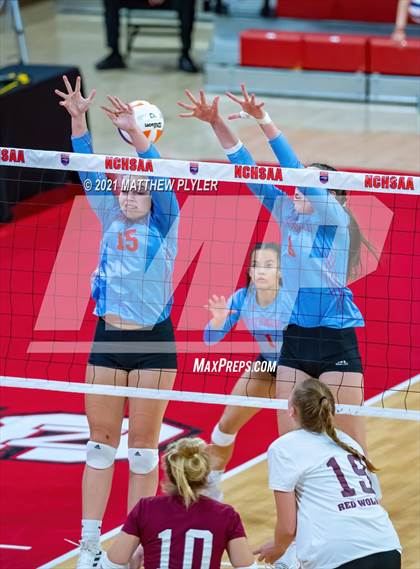 Thumbnail 3 in Cedar Ridge vs. North Iredell (NCHSAA 3A Final) (2 of 2) (the Game) photogallery.