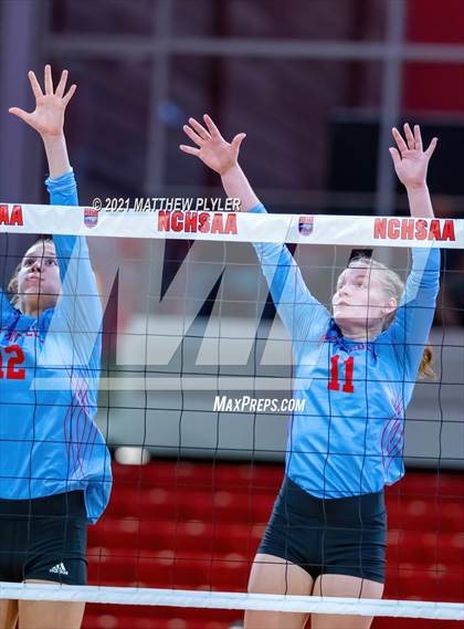 Thumbnail 2 in Cedar Ridge vs. North Iredell (NCHSAA 3A Final) (2 of 2) (the Game) photogallery.