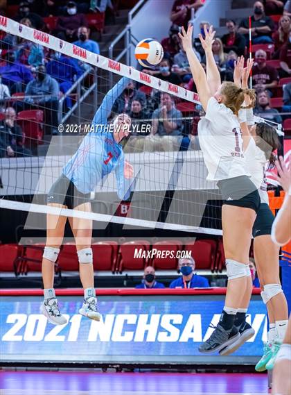 Thumbnail 1 in Cedar Ridge vs. North Iredell (NCHSAA 3A Final) (2 of 2) (the Game) photogallery.