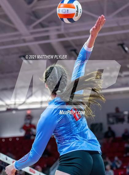 Thumbnail 3 in Cedar Ridge vs. North Iredell (NCHSAA 3A Final) (2 of 2) (the Game) photogallery.