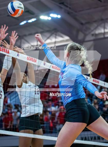 Thumbnail 3 in Cedar Ridge vs. North Iredell (NCHSAA 3A Final) (2 of 2) (the Game) photogallery.