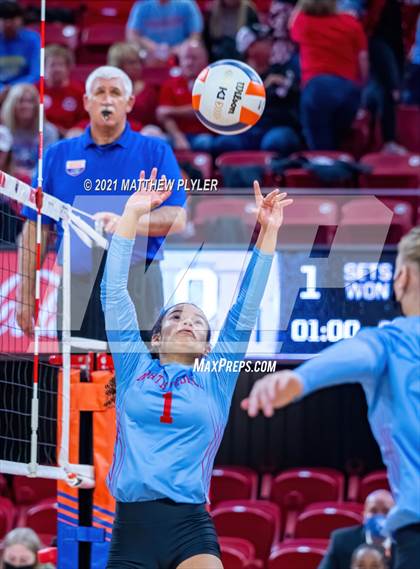 Thumbnail 3 in Cedar Ridge vs. North Iredell (NCHSAA 3A Final) (2 of 2) (the Game) photogallery.