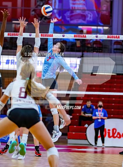 Thumbnail 3 in Cedar Ridge vs. North Iredell (NCHSAA 3A Final) (2 of 2) (the Game) photogallery.