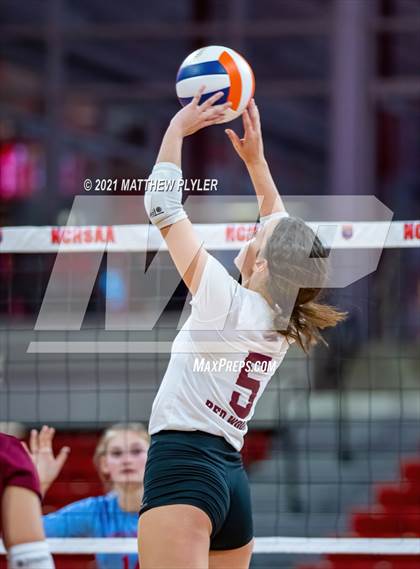 Thumbnail 2 in Cedar Ridge vs. North Iredell (NCHSAA 3A Final) (2 of 2) (the Game) photogallery.