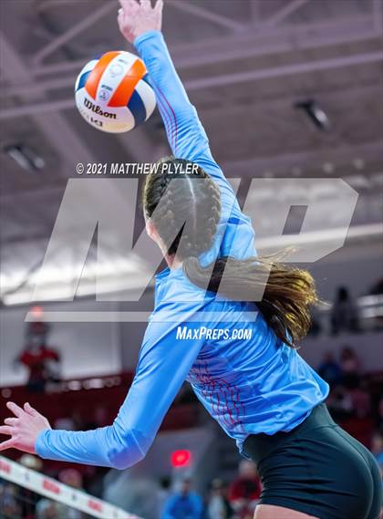Thumbnail 2 in Cedar Ridge vs. North Iredell (NCHSAA 3A Final) (2 of 2) (the Game) photogallery.