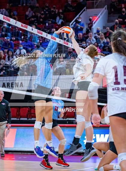 Thumbnail 2 in Cedar Ridge vs. North Iredell (NCHSAA 3A Final) (2 of 2) (the Game) photogallery.