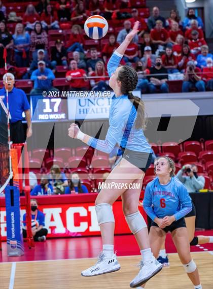 Thumbnail 3 in Cedar Ridge vs. North Iredell (NCHSAA 3A Final) (2 of 2) (the Game) photogallery.