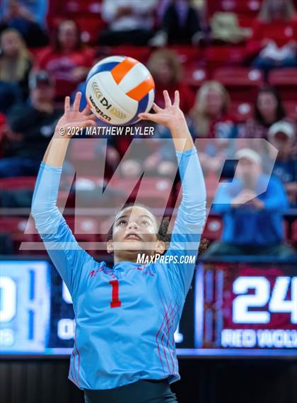 Thumbnail 1 in Cedar Ridge vs. North Iredell (NCHSAA 3A Final) (2 of 2) (the Game) photogallery.