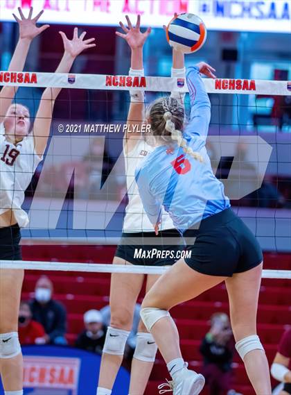 Thumbnail 2 in Cedar Ridge vs. North Iredell (NCHSAA 3A Final) (2 of 2) (the Game) photogallery.