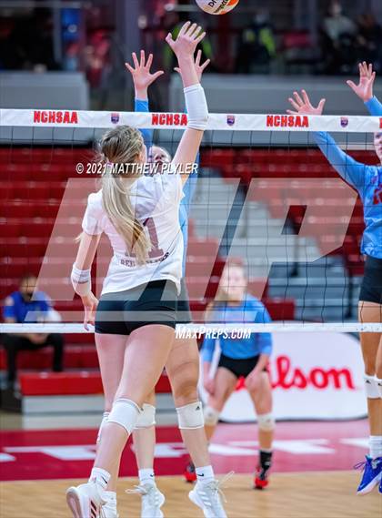 Thumbnail 2 in Cedar Ridge vs. North Iredell (NCHSAA 3A Final) (2 of 2) (the Game) photogallery.
