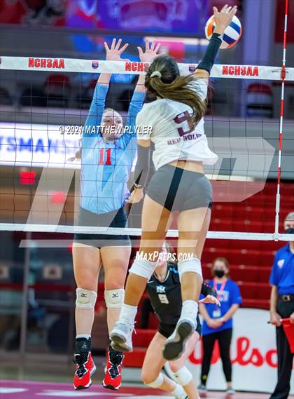 Thumbnail 3 in Cedar Ridge vs. North Iredell (NCHSAA 3A Final) (2 of 2) (the Game) photogallery.