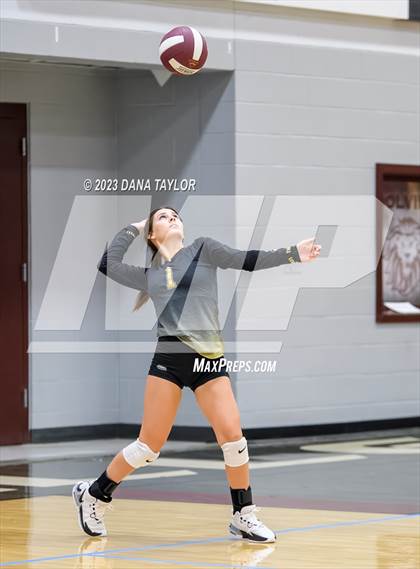 Thumbnail 1 in Alvord vs Jacksboro (Poolville Summer Slam Tournament) photogallery.