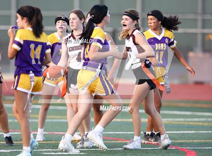 Thumbnail 1 in Las Lomas @ Amador Valley photogallery.