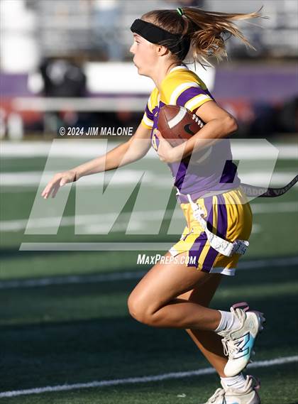 Thumbnail 1 in Las Lomas @ Amador Valley photogallery.