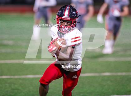 Thumbnail 2 in North Garland vs. Rockwall (UIL 6A Bi-District Playoff) photogallery.