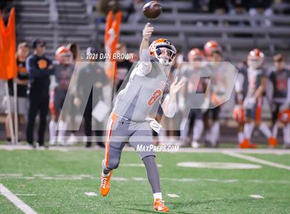 Thumbnail 3 in North Garland vs. Rockwall (UIL 6A Bi-District Playoff) photogallery.