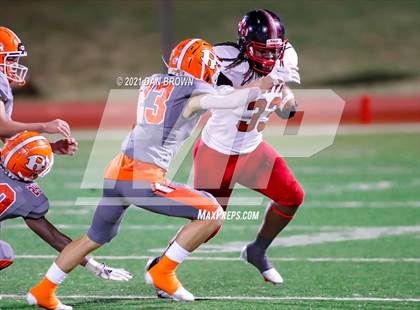 Thumbnail 3 in North Garland vs. Rockwall (UIL 6A Bi-District Playoff) photogallery.