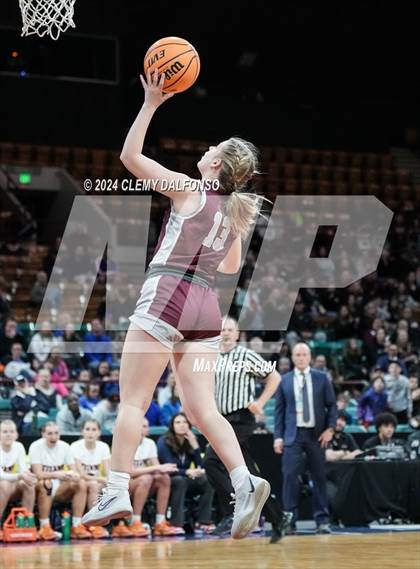 Thumbnail 2 in Horizon vs Legend (CHSAA 6A Great 8) photogallery.