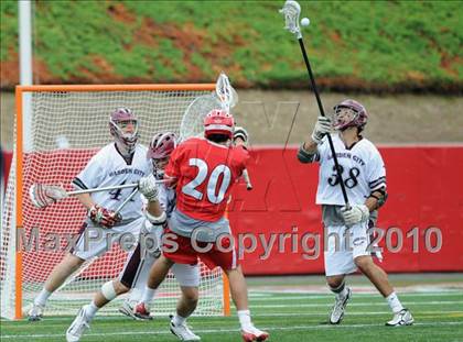 Thumbnail 3 in Jamesville-DeWitt vs. Garden City (NYSPHSAA Class B Final) photogallery.