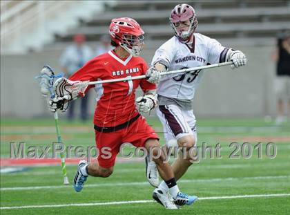 Thumbnail 3 in Jamesville-DeWitt vs. Garden City (NYSPHSAA Class B Final) photogallery.
